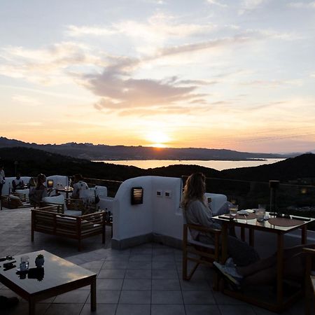 Hotel Pedra Santa Baja Sardinia Eksteriør bilde