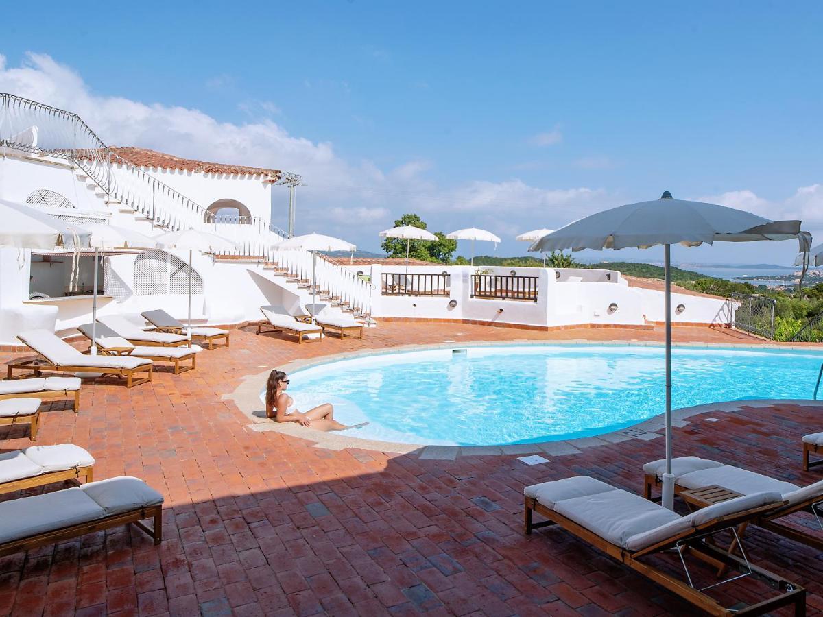 Hotel Pedra Santa Baja Sardinia Eksteriør bilde